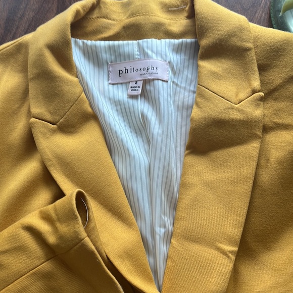 Soft philosophy casual yellow blazer - Picture 3 of 6
